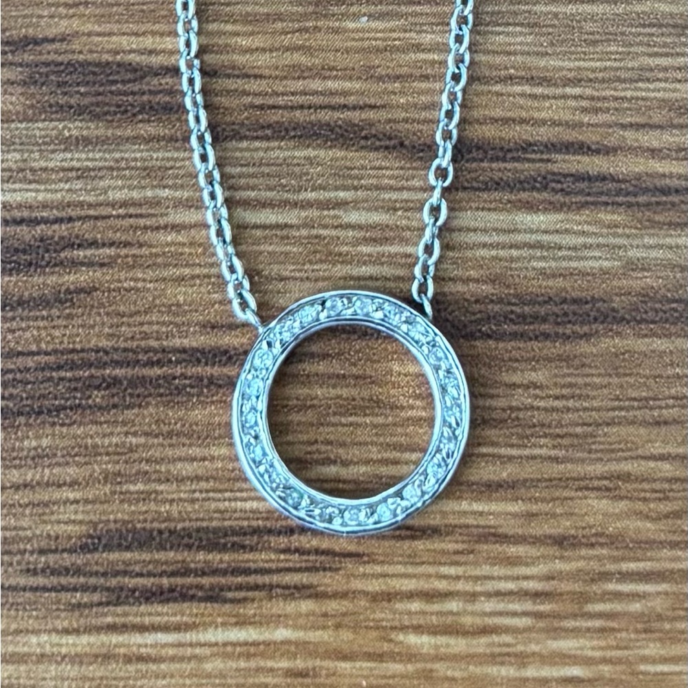 925 Sterling Silver Circle Pendant Necklace with crystal chips